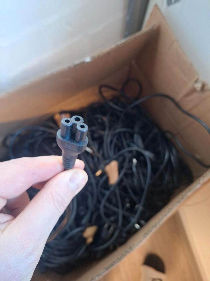 Voedingskabels - Diverse, Computers en Software, Overige Computers en Software, Gebruikt, Ophalen of Verzenden