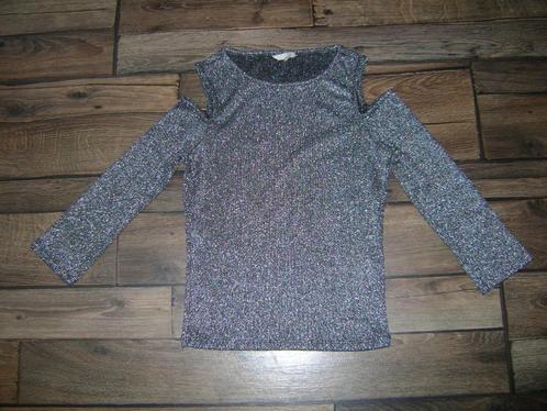 Zilverkleurige top met open schouders - maat S, Kleding | Dames, Tops, Zo goed als nieuw, Maat 36 (S), Korte mouw, Ophalen of Verzenden