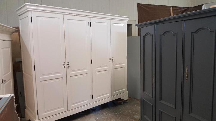 Kledingkasten, garderobe brocante vintage slaapkamer kasten, Huis en Inrichting, Kasten | Kledingkasten, Zo goed als nieuw, 200 cm of meer