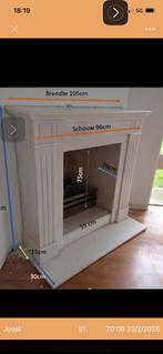Sierlijke witte marmeren schouw (105 cm breed), Huis en Inrichting, Haarden, Ophalen of Verzenden, Zo goed als nieuw, Elektrische haard