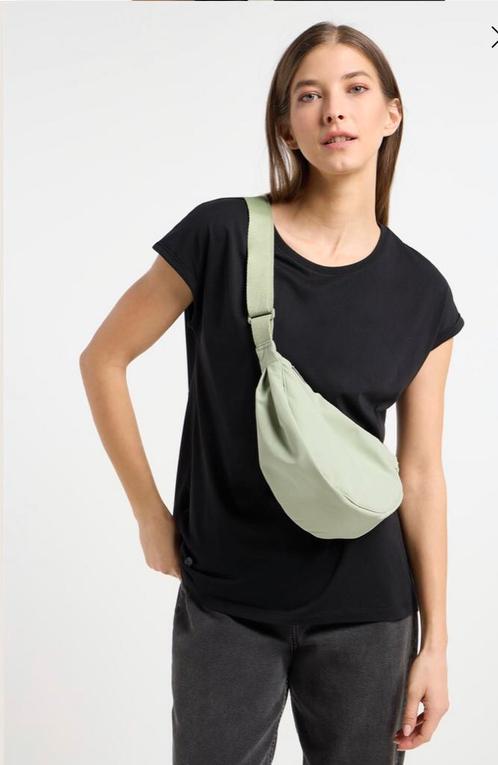Nieuw! RAGWEAR schouder tas crossbody dusty green nieuw, Sieraden, Tassen en Uiterlijk, Tassen | Schoudertassen, Nieuw, Overige merken