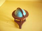 Mie18<>; globe op houten onderstel met wieltjes, Verzenden, Zo goed als nieuw, Poppenhuis