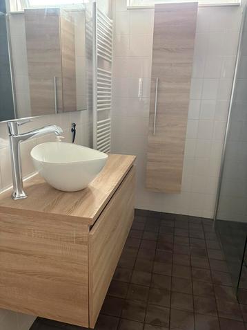 Bruynzeel Badkamer beschikbaar voor biedingen