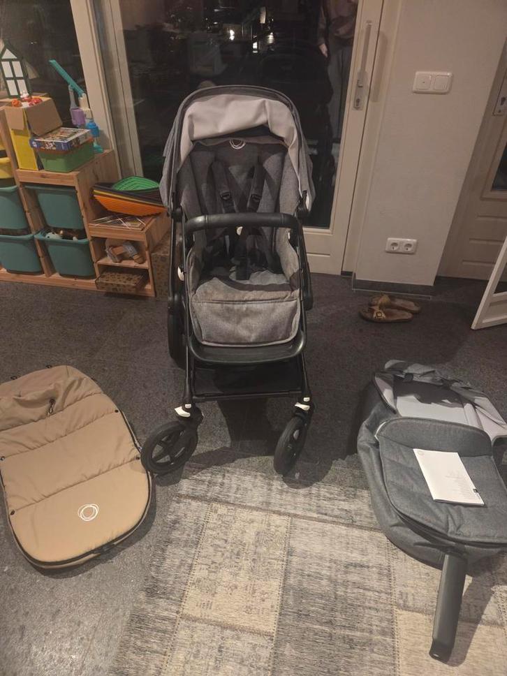 Bugaboo Fox 2 kinderwagen met wieg en voetenzak, Kinderen en Baby's, Kinderwagens en Combinaties, Gebruikt, Combiwagen, Bugaboo