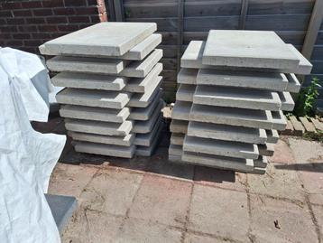 Betontegels / Terrastegels Grijs - Partij 80 stuks 40x60x5cm beschikbaar voor biedingen