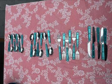 6 delige bestekset, turquoise handvat beschikbaar voor biedingen