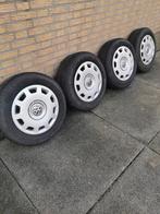 Winterbanden VW golf, Auto-onderdelen, Banden en Velgen, Gebruikt, 15 inch, Banden en Velgen, 195 mm