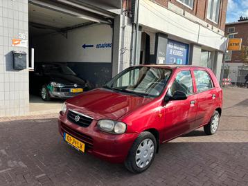 Suzuki Alto 1.1 Benzine AUTOMAAT 5 DEURS 2002 Rood metalic  beschikbaar voor biedingen