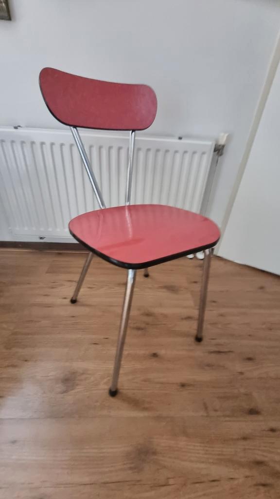Vintage stoel rood formica, Antiek en Kunst, Curiosa en Brocante, Ophalen