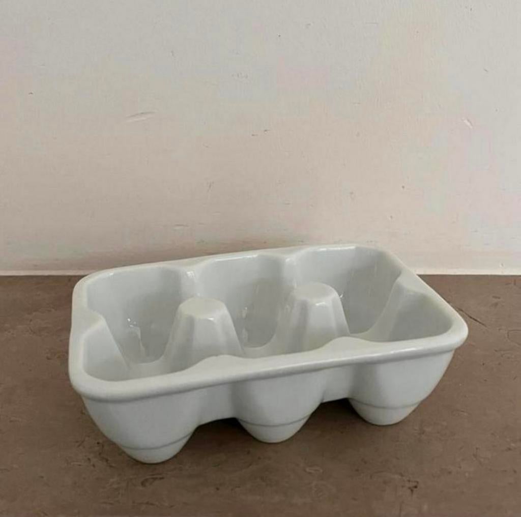 Eierdoosje eirekje eihouder 6-vaks wit keramiek, Diversen, Pasen, Gebruikt, Ophalen