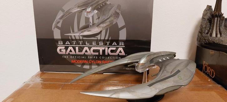 Battlestar Galactica Cylon Raider Model, Verzamelen, Film en Tv, Zo goed als nieuw, Tv, Beeldje, Replica of Model, Ophalen of Verzenden