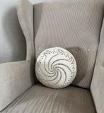 Prachtig vintage rond gehaakt kussen, Huis en Inrichting, Woonaccessoires | Kussens, Ophalen of Verzenden, Rond