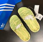 EU 42 - Adidas Adilette 22 slides ‘Magic Lime/Desert Sand’, Kleding | Heren, Schoenen, Slippers, Overige kleuren, Verzenden, Nieuw