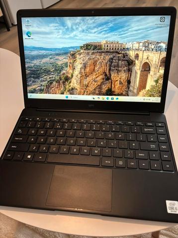 Laptop geo 14 inch beschikbaar voor biedingen