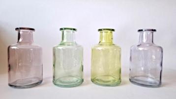 Fles gekleurd rond 12 cm p/st. beschikbaar voor biedingen