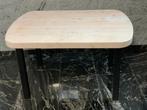 Bijzettafel van Larix met zwarte metalen poten NIEUW, Nieuw, Ovaal, Hout, Ophalen