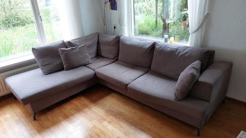 Grijze (beige tint/taupe) hoekbank in goede staat, Huis en Inrichting, Banken | Complete zithoeken, Gebruikt, Stof, Ophalen