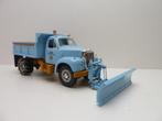 Mack 160B  '' short dump truck w/plow ''  First Gear '', Ophalen of Verzenden, Zo goed als nieuw, Bus of Vrachtwagen, Overige merken
