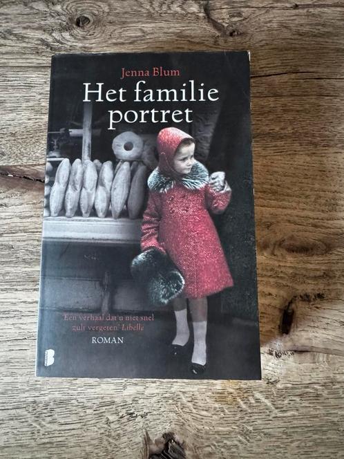 Jenna Blum - Het Familieportret, Boeken, Literatuur, Zo goed als nieuw, Nederland, Ophalen of Verzenden