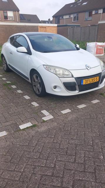 Renault Mégane TCe 130pk 2010 Wit beschikbaar voor biedingen