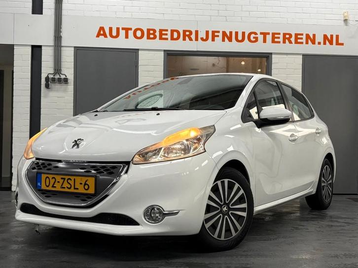 Peugeot 208 1.4 e-HDi Active|Automaat|Leer|Clima|Navi|Pdc, Auto's, Peugeot, Bedrijf, Te koop, ABS, Airbags, Airconditioning, Bluetooth