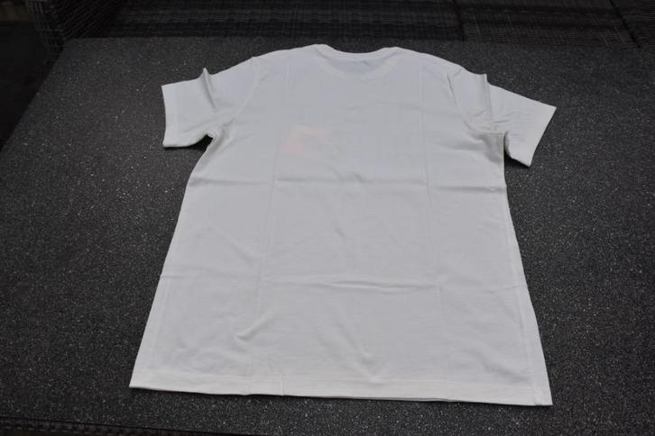 T-shirt Obey maat L, Kleding | Heren, T-shirts, Zo goed als nieuw, Maat 52/54 (L), Beige, Ophalen of Verzenden