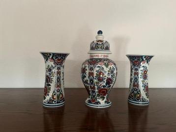 Antiek Delfs Blauw beschikbaar voor biedingen