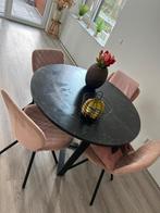 Eettafel +4 roze eettafel stoelen, Huis en Inrichting, Ophalen of Verzenden, Zo goed als nieuw