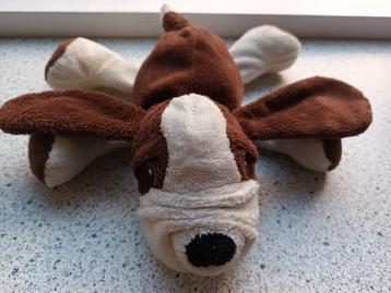 Hond of hondje van H&M Hennes Mauritz liggend beschikbaar voor biedingen