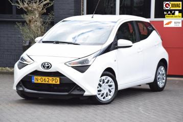 Toyota Aygo 1.0 VVT-i x-play 2021 Navigatie Carplay 5x op Vo beschikbaar voor biedingen