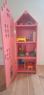 Leuk poppenhuis met meubeltjes, Kinderen en Baby's, Speelgoed | Poppenhuizen, Ophalen, Gebruikt, Poppenhuis