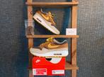 Nike Air Max 1 EU 41 Duck Pecan Yellow Ochre, Wit, Ophalen of Verzenden, Sneakers of Gympen, Zo goed als nieuw