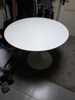 Te koop een ronde eettafel, Ikea Docksta, Ophalen, Rond, Zo goed als nieuw, 100 tot 150 cm