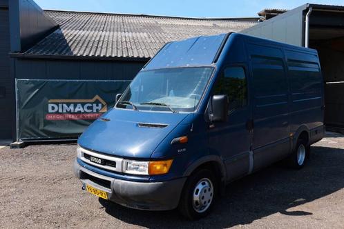 Iveco 35C 13 L2H2 lucht (bj 2002), Auto's, Bestelauto's, Bedrijf, Te koop, Alarm, Radio, Iveco, Diesel, Handgeschakeld, Blauw