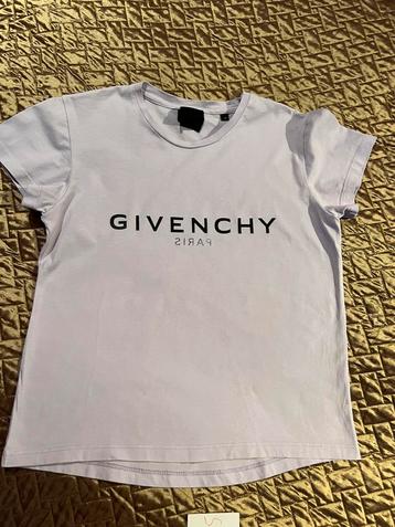 Givenchy T-shirt maat 140 origineel zgan 
