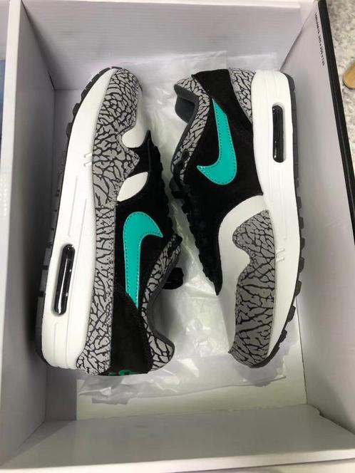 Nike Air max 1 “Elephant” atmos, Kleding | Heren, Schoenen, Nieuw, Zwart, Ophalen of Verzenden