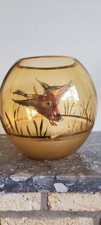 Vintage goud/gele glazen vaas met eenden, 18 cm, Huis en Inrichting, Overige kleuren, Ophalen of Verzenden, Minder dan 50 cm, Glas