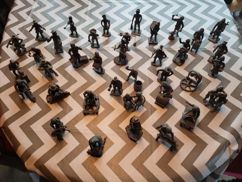 Partij tinnen daalderop oude ambachten 36 stuks, Antiek en Kunst, Antiek | Tin, Ophalen of Verzenden