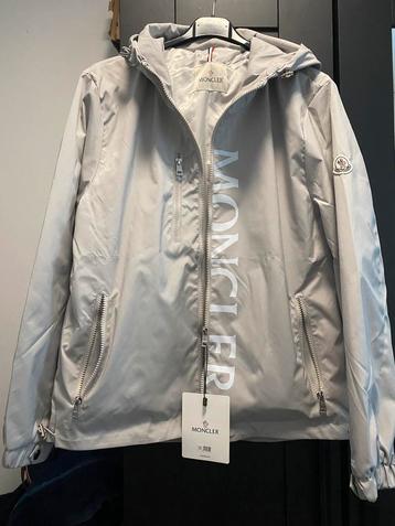 moncler zomerjas / regenjas beschikbaar voor biedingen