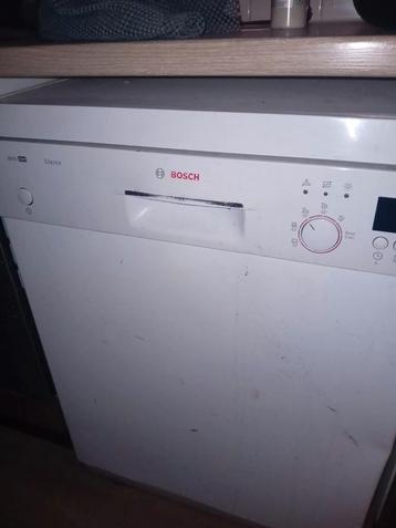  Een Bosch Afwasmachine te koop wegens verhuizing  beschikbaar voor biedingen