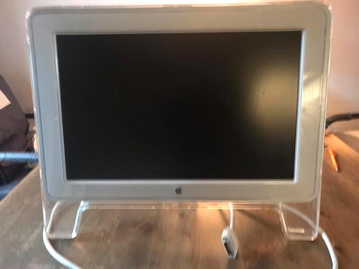 Apple Cinema Display   Keybord en DVI-ADC adapter, Computers en Software, Vintage Computers, Ophalen