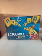 Scrabble junior Nieuw in doos, Hobby en Vrije tijd, Gezelschapsspellen | Bordspellen, Ophalen of Verzenden, Nieuw