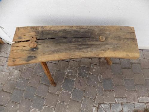 Tafel Wabi sabi bijzettafel oer degelijk zwaar massief hout, Huis en Inrichting, Woonaccessoires | Overige, Gebruikt, Ophalen