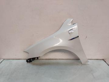 Spatbord Links Voor Volkswagen Golf VII (AUA) 5G0821105A beschikbaar voor biedingen