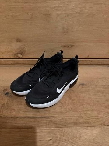 NIKE Air Max Dia 'Black White', Maat 41 beschikbaar voor biedingen