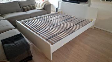 Ikea bed 160x200 - afbeelding 1