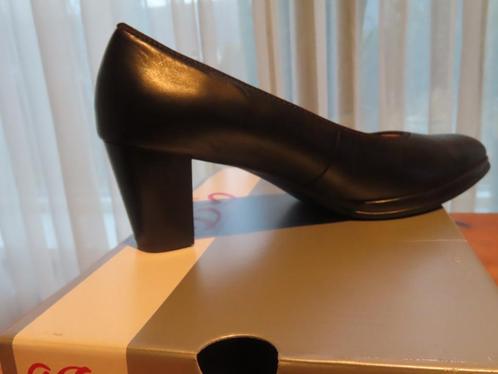 NIEUW!!!! Elegante COMFORT pump echt leer mt 41,5/7,5, Kleding | Dames, Schoenen, Nieuw, Pumps, Zwart, Verzenden