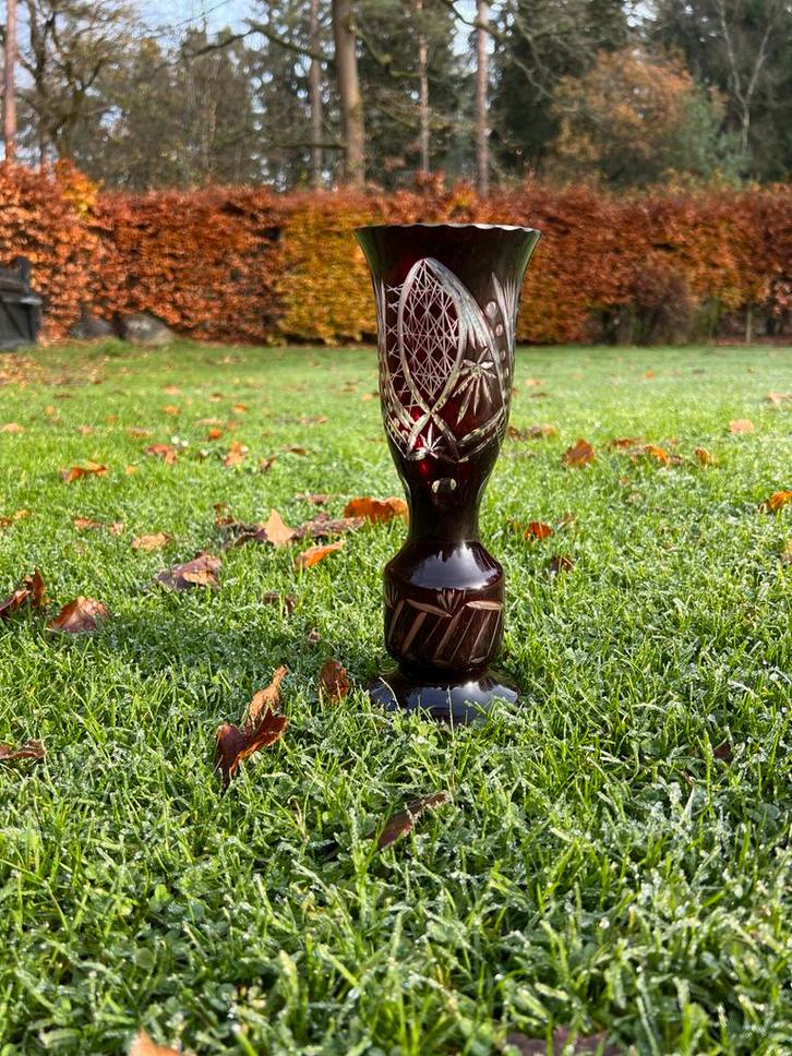 Vintage Boheemse Kristal Vaas Robijnrood, Antiek en Kunst, Antiek | Vazen, Ophalen of Verzenden