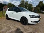Skoda Fabia 1.2 TSI full option, Stof, 4 cilinders, Wit, 1009 kg