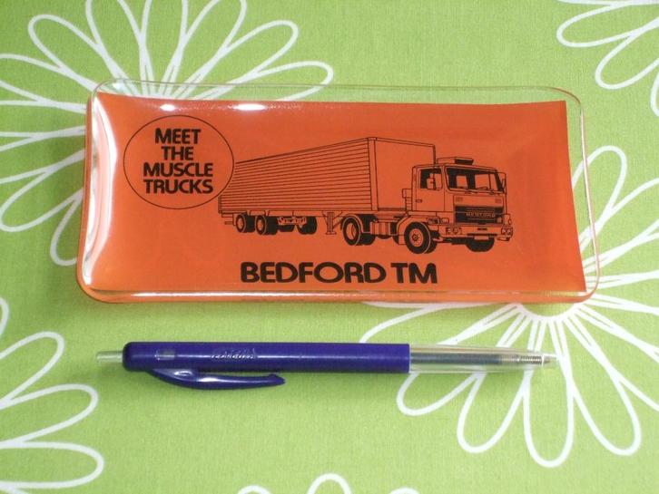 Vintage schaaltje Bedford TM - Meet the muscle trucks, Verzamelen, Automerken, Motoren en Formule 1, Zo goed als nieuw, Auto's